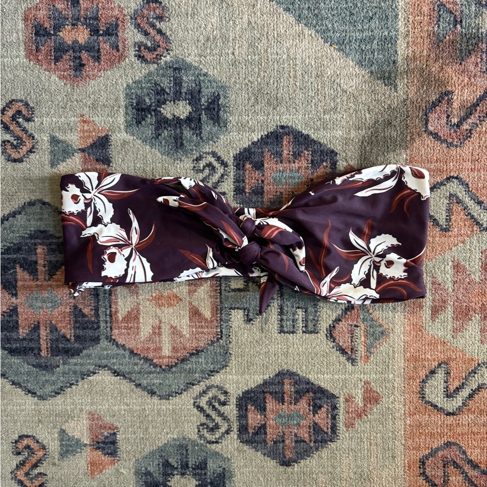 Mikoh Purple and White Hair Clips with Floral Design